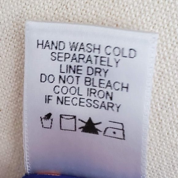 Pleione sleeveless top blue with geo pattern XS - Picture 8 of 8